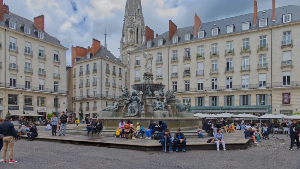 fontaine de la place royale de Nantes