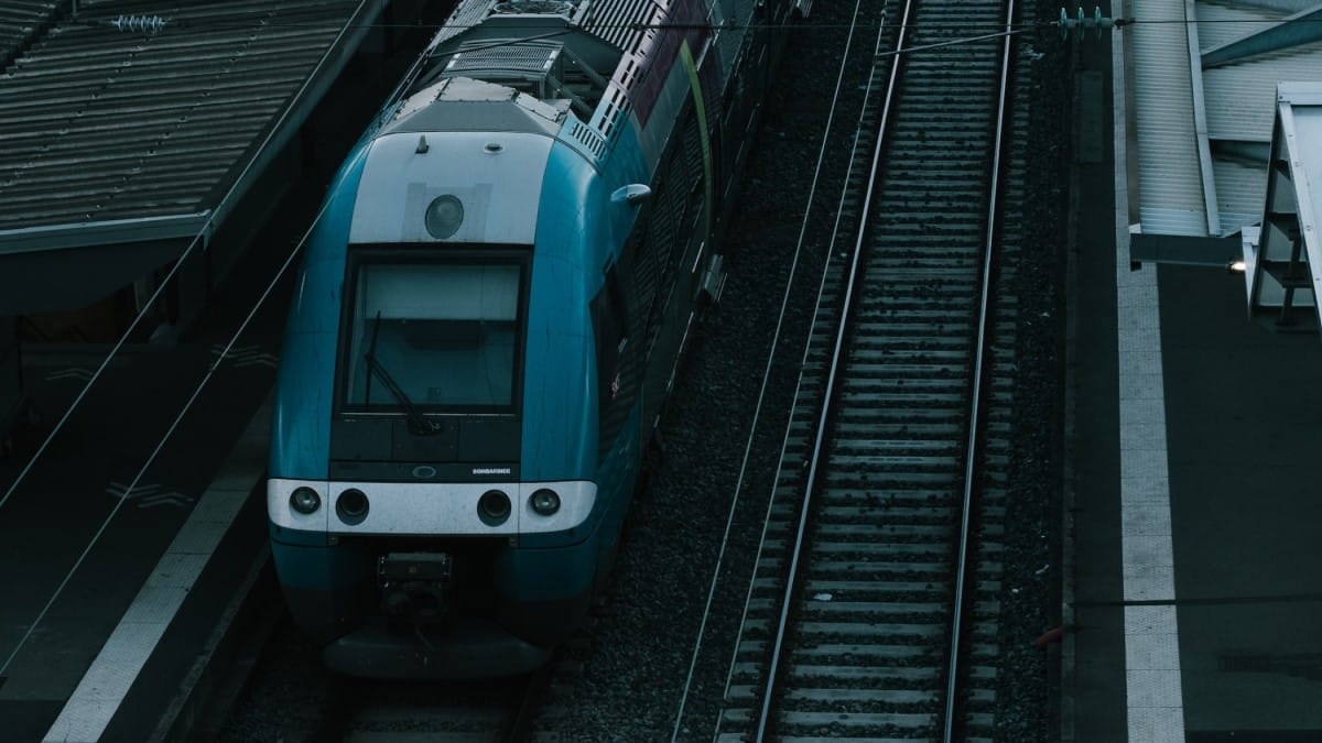 ter au quai de la gare de Nantes