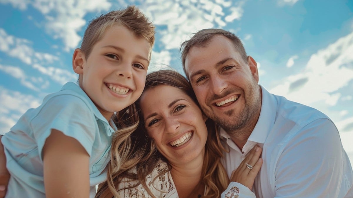 Famille souriante